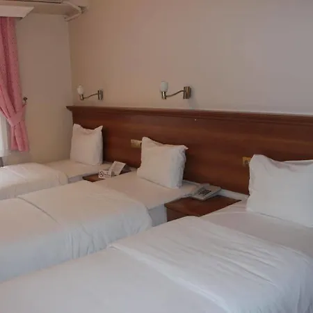 Hotel Kispet 3*